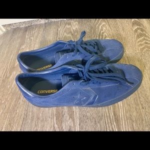 Like NEW Navy Blue Monochrome Converse Sneakers
